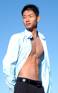 nia money shot_E.jpg